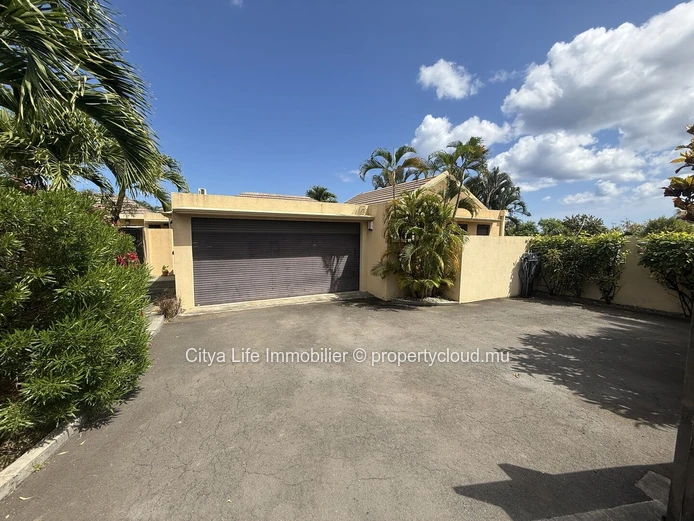 Semi-furnished 4-Bedroom House for Rent in Tamarin with Private Pool