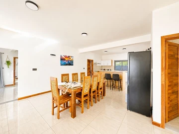 4 Bedroom Villa