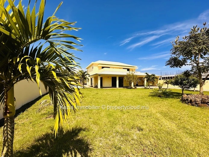 Spacious Family Villa