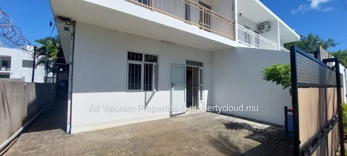 Bain Boeuf – 3-Bedroom Duplex 450 m from the Beach