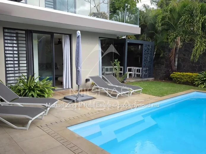Refined Tropical Living in One of Pereybere's Most Exclusive Addresses