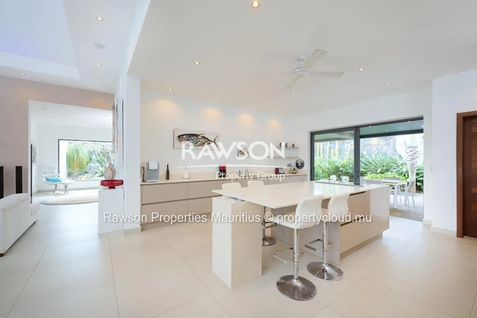 Villa 4 Chambres | Piscine Et Jardin Privés | Pereybere | Accessible Aux Étrangers | €