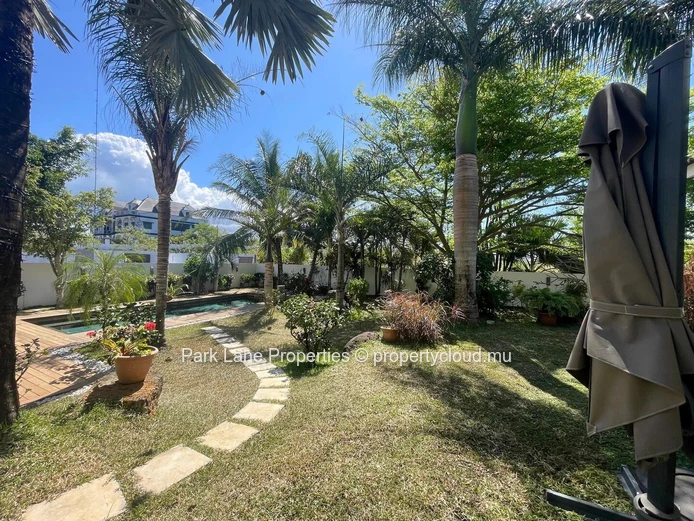 Beautiful house for sale at Petit Village, Saint Antoine.