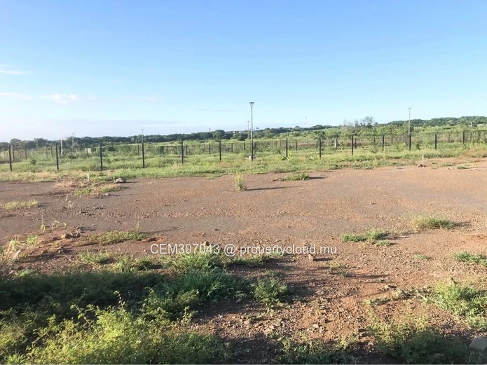 Terrain Résidentiel à Vendre – Oceanside, Flic en Flac | 8,92 Perches 