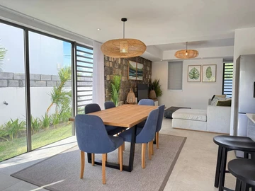 4 Bedroom Villa