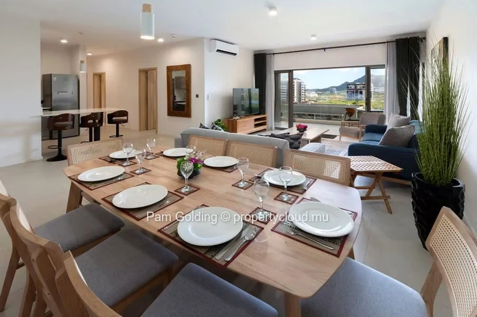 Verdant Garden: Modern Apartments for Sale in a Green Setting