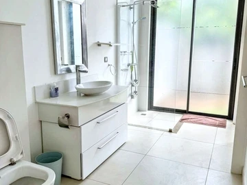 Luxurious 5-Bedroom Villa with Pool in Grand Baie, Mauritius
