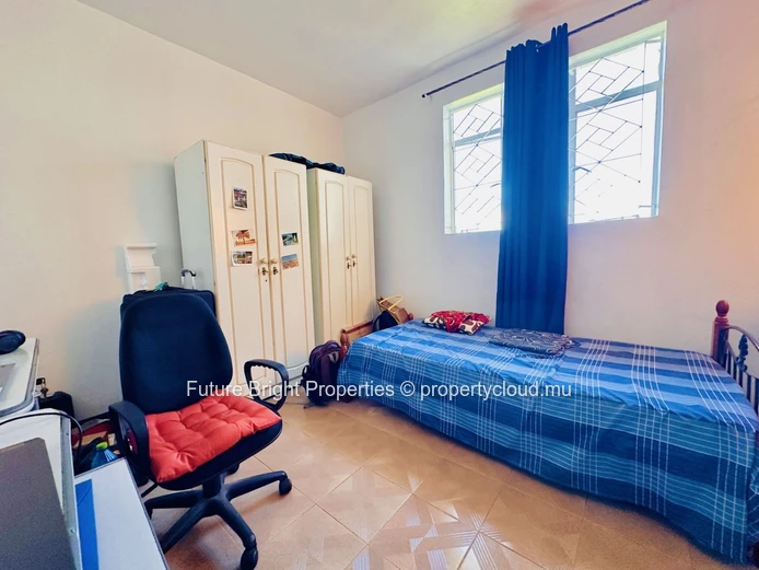 Opportunité à Saisir : Appartement Moderne à Roches Brunes