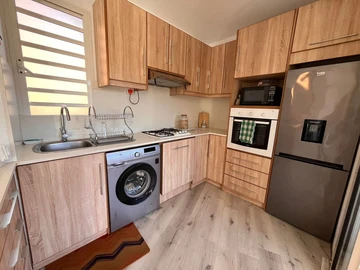 2 Bedroom Townhouse, Duplex