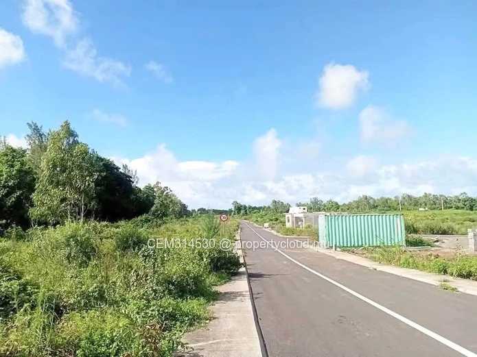 Terrain Résidentiel à Vendre  8,31 Perches – Lotissement Pierre Bleue, Plaines des Roches, Laventure