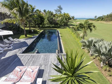 5 Bedroom Villa
