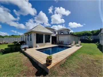 4 Bedroom Villa