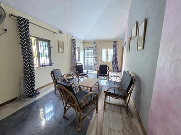 5 Bedroom House