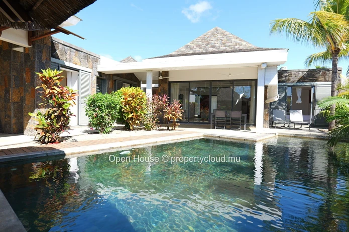 Villa de luxe 4 chambres avec piscine privée à vendre à Péreybère