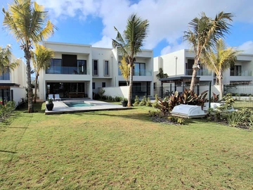 3 Bedroom Townhouse, Duplex