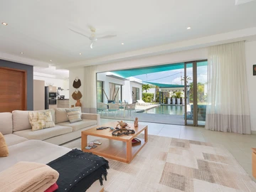 4 Bedroom Villa