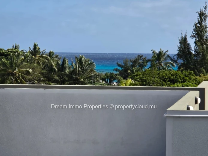 Stunning 3-Bedroom Sea View Penthouse Only 5 Mins From Pereybere Beach - Mauritius