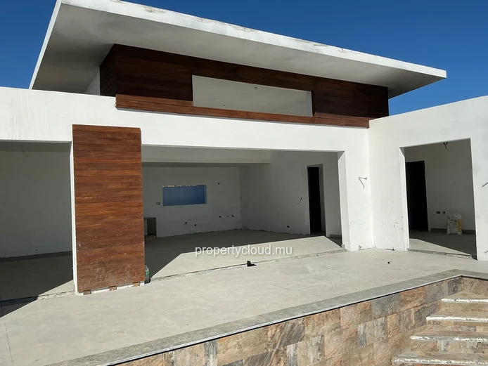 For sale a program of 16 new villas, exclusive sale to Mauritian citizens only, in a quiet and residential location i...