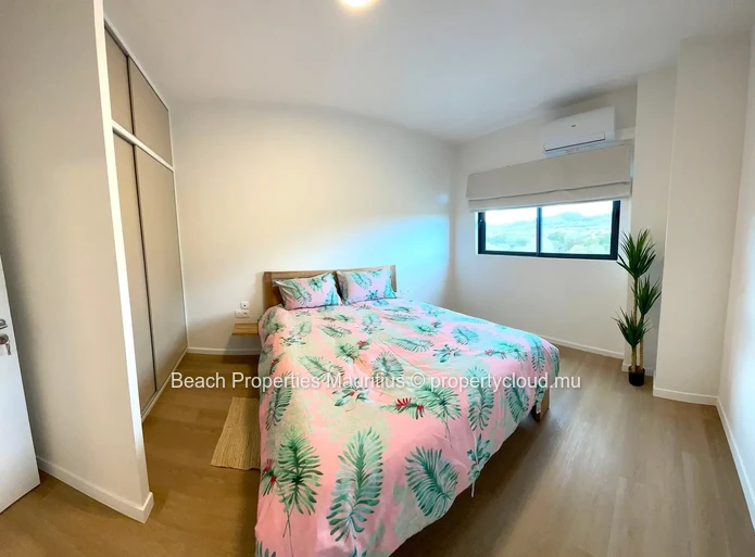 Modern Furnished 2 Bed Apt with Mountain View in Tamarin