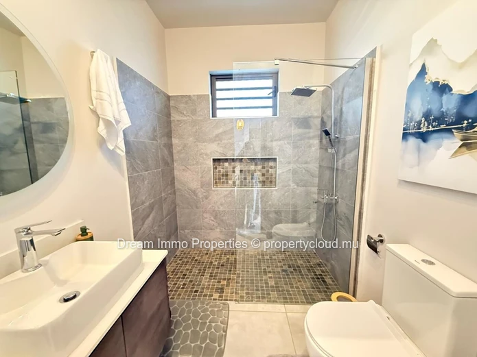 Penthouse avec sublime vue mer & Morne à Cascavelle, Flic en Flac - Ile Maurice