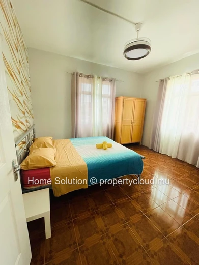  Charming 3-bedroom apartment