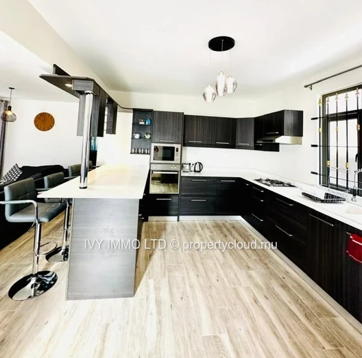 Appartement De Luxe À Louer – Pointe Aux Canonniers