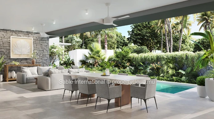 Villa RES à vendre à Péreybère, 431m² habitables, 777m² de terrain, 3 chambres, piscine privée, proche des commodités.