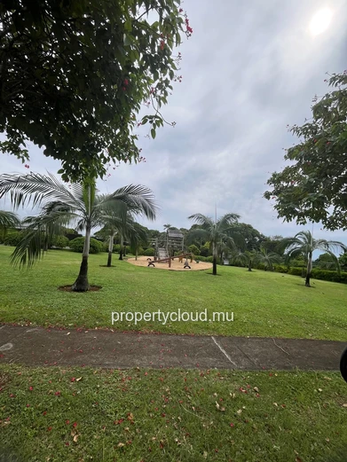 Splendide Villa Familiale - Domaine Piton - 295m² sur 1197m² de terrain Votre havre de paix vous attend au Domaine Pi...