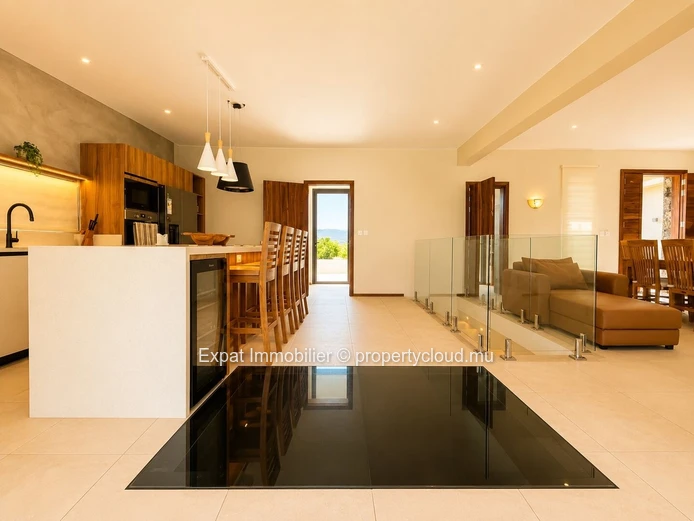 Exceptional 3-Bedroom Villa with Office for Rent at Domaine de Palmyre