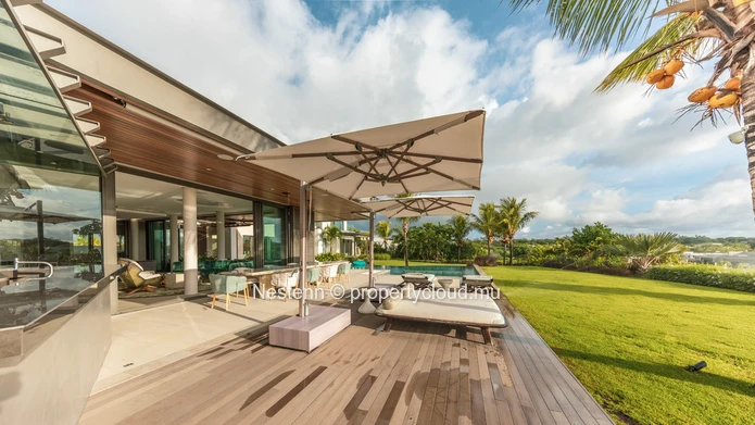 Paradise found: Luxe living 