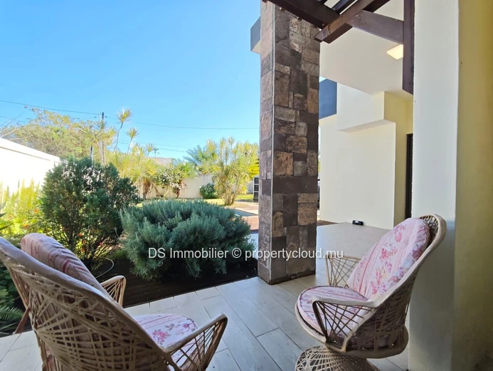 For Rent – 2-Bedroom Villa With En-Suite Bathrooms In Grand Baie - North