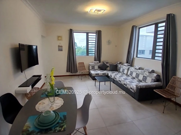 2 Bedrooms Furnished Apartment for Rent – Mont Choisy