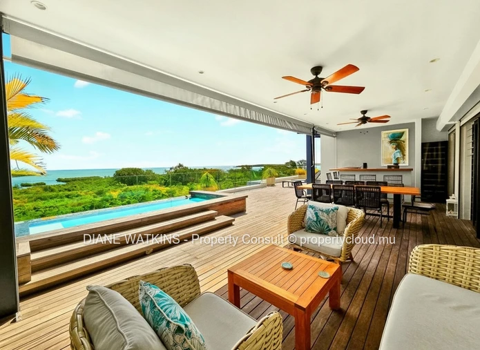 Penthouse de luxe avec piscine privée à vendre à Poudre d'Or