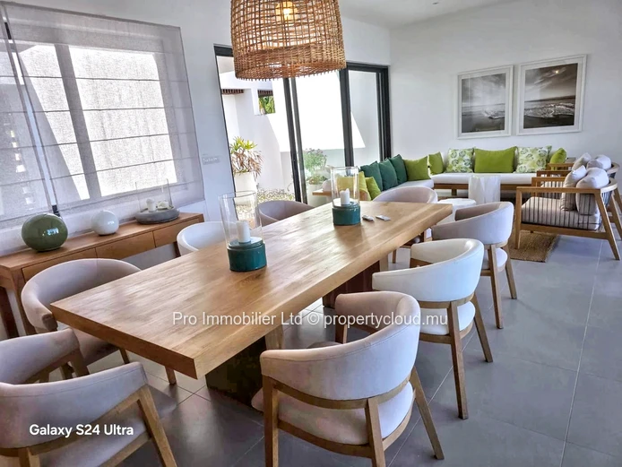 Superbe Penthouse en Bord de Mer à Vendre – Blue Bay South | PLEINE PROPRIÉTÉ