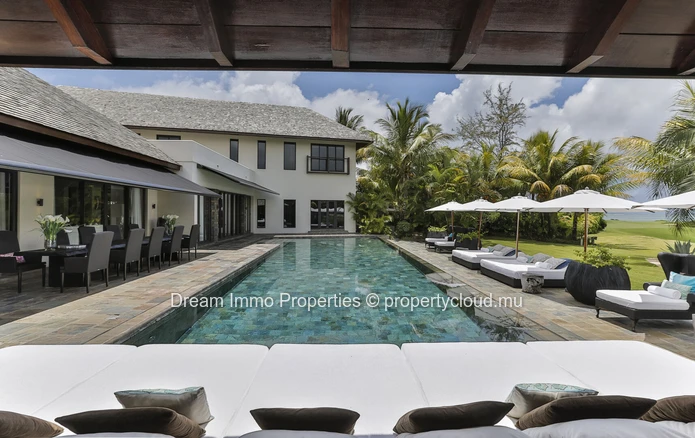 Villa de prestige 4 chambres en suite au cœur du domaine d’Anahita avec vue golf & mer – Ile Maurice