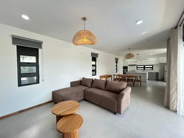 4 Bedroom Villa