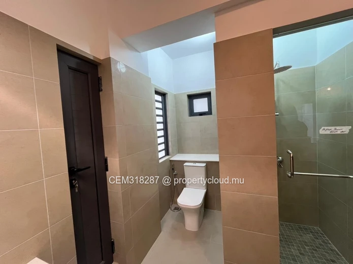 Magnifique appartement flambant neuf de 3 chambres à louer à Rose Hill