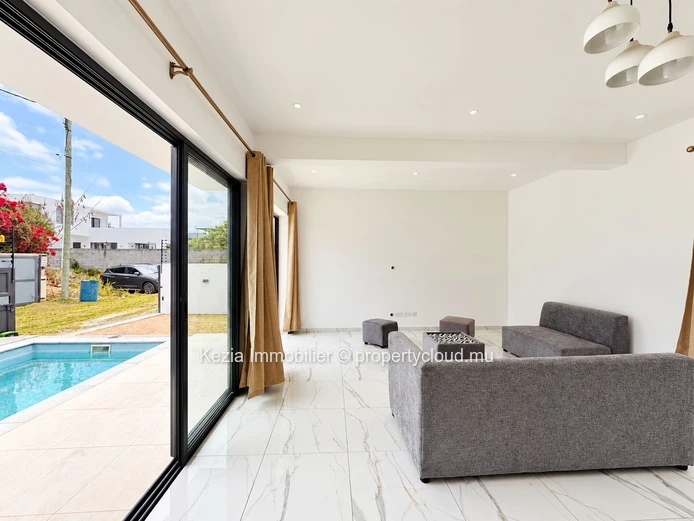 Modern Villa With Swimming Pool