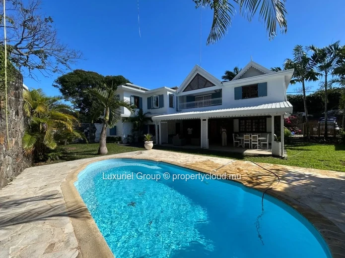 Villa For Rent In Pointe Aux Canonniers – Prime Location Close To All Amenities