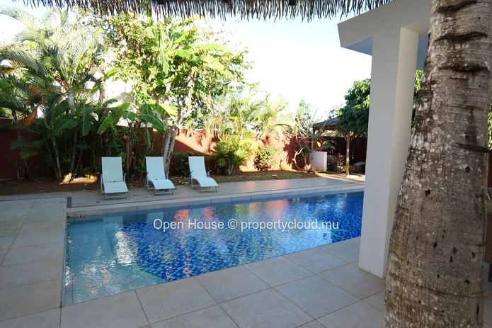Villa meublée 4 chambres avec piscine à louer à Pointe aux Piments