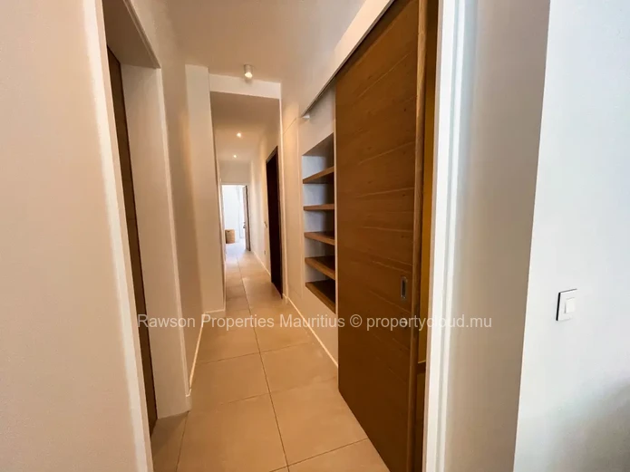 Beachfront Apartment Accessible To Foreigners