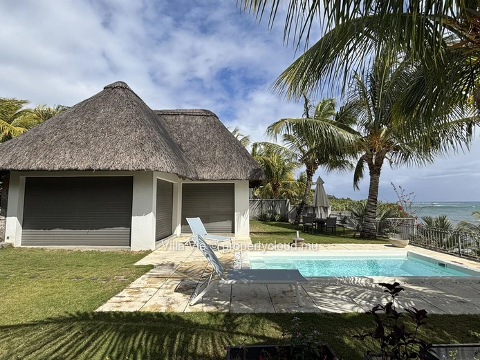 Pointe aux Canonniers - Maison de 3 chambres sur la mer, avec piscine
