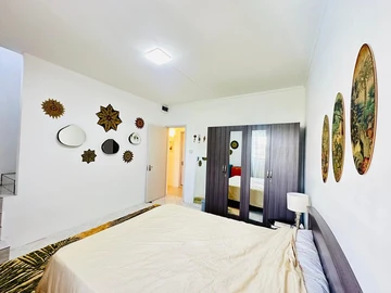 4 Bedroom Apartment