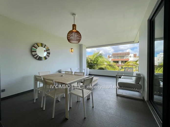 Appartement à louer pour une courte durée  Situé à #montchoisy  |