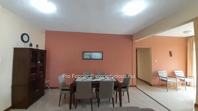 Apartment for sale in Rose-Hill - Spacious and bright 