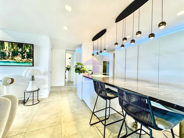 Exquisite 3 bedroom apt