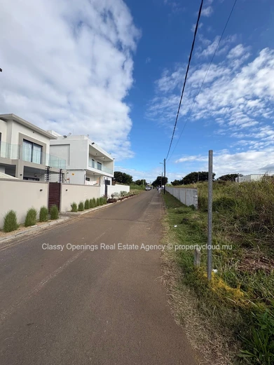 Terrain 429 m² à Sodnac — vue montagne, proche écoles & commerces