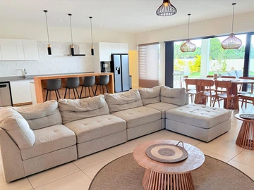 4 Bedroom Villa