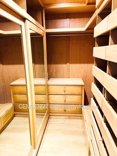 Appartement entièrement meublé de luxe à louer à Quatre-Bornes