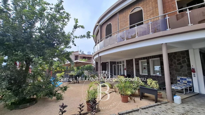 FLIC EN FLAC - Villa Familiale en 2 Parties - 7 Chambres